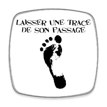 Empreinte de pied noir - Magnet carré - blanc - Devant