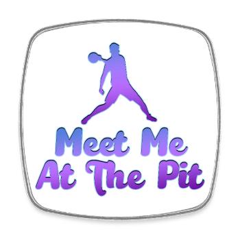 Triff mich am Pit Basketball Tee - Viereckiger Kühlschrankmagnet - Weiß - Vorne