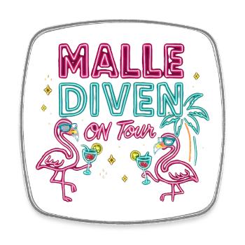Malle Divas On Tour Women's Flamingo Mallorca Party - Square fridge magnet - white - Front
