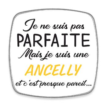 Je Ne Suis Pas Parfaite Mais Je Suis Une Ancell... - Magnet carré - blanc - Devant