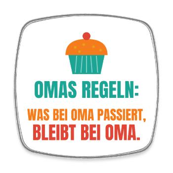 Omas Regeln: Was bei Oma passiert, bleibt bei Oma - Viereckiger Kühlschrankmagnet - Weiß - Vorne