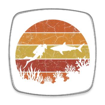 Taucher und Hai mit Retro Sonnenuntergang - Viereckiger Kühlschrankmagnet - Weiß - Vorne