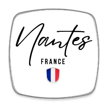 Elegantes Design von Nantes, Nantes, Frankreich - Viereckiger Kühlschrankmagnet - Weiß - Vorne