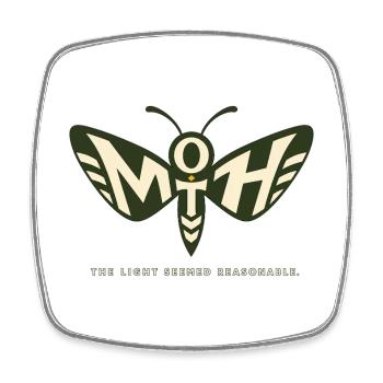 MOTH – La lumière semblait raisonnable - Magnet carré - blanc - Devant