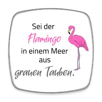 der flamingo unter den grauen tauben - Viereckiger Kühlschrankmagnet - Weiß - Vorne