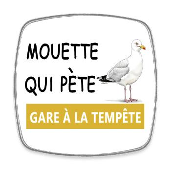 Beware of the storm – seagull on the yellow quay - Square fridge magnet - white - Front