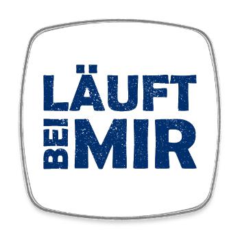 Runs with me - Cool saying - Running - Square fridge magnet - white - Front