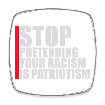 Stop Pretending Your Racism Is Patriotism Politik - Viereckiger Kühlschrankmagnet - Weiß - Vorne