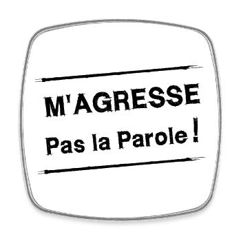 DON'T ATTACK ME THE WORD! - Square fridge magnet - white - Front