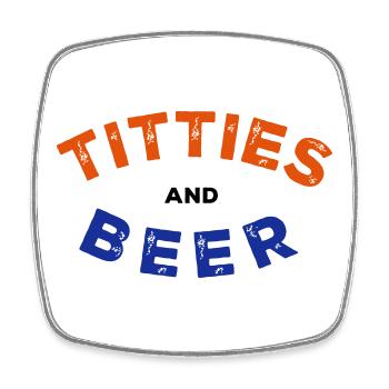 T*tties and Beer - Viereckiger Kühlschrankmagnet - Weiß - Vorne