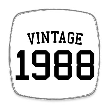 Jahrgang 1988 - 34 Jahre alt, Geschenk zum 34. Geburtstag - Viereckiger Kühlschrankmagnet - Weiß - Vorne