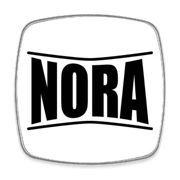Nora T-Shirt T-Shirt Geschenkidee - Viereckiger Kühlschrankmagnet - Weiß - Vorne