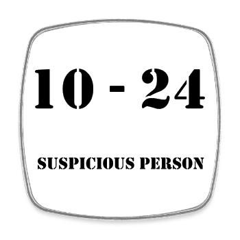 10-24_MP_Suspicious_person - Magnet carré - blanc - Devant