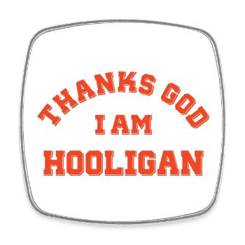 Gott sei Dank bin ich Hooligan - Viereckiger Kühlschrankmagnet - Weiß - Vorne