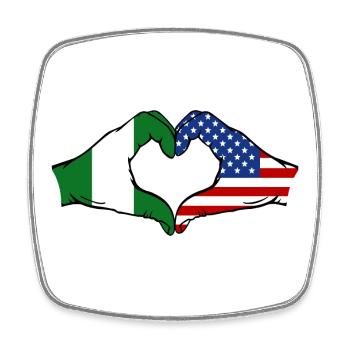 Nigeria États-Unis Drapeau Mains Coeur Forme - Magnet carré - blanc - Devant