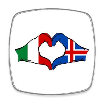 Drapeau de l'Italie et de l'Islande, mains en forme de cœur - Magnet carré - blanc - Devant