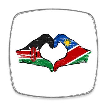 Drapeau du Kenya et de la Namibie, mains en forme de cœur utilisées - Magnet carré - blanc - Devant
