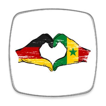 Drapeau de l'Allemagne et du Sénégal, forme de cœur, utilisé - Magnet carré - blanc - Devant