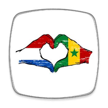 Drapeau Hollande Sénégal mains en forme de cœur utilisé - Magnet carré - blanc - Devant