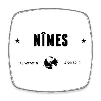 Nîmes, Frankreich, GPS-Koordinaten Globus - Viereckiger Kühlschrankmagnet - Weiß - Vorne