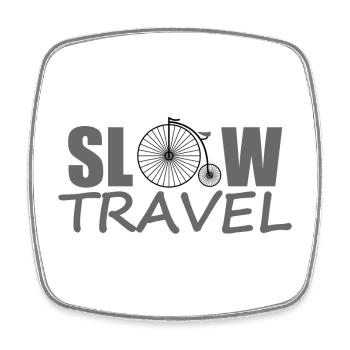 SLOW TRAVEL - Viereckiger Kühlschrankmagnet - Weiß - Vorne