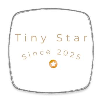 Tiny Star depuis 2025 : design minimaliste pour bébés - Magnet carré - blanc - Devant