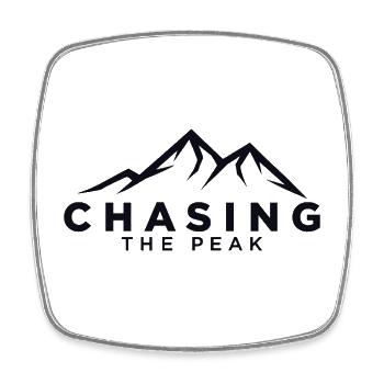 Chasing the Peak Wandern Berge Natur Abenteuer - Viereckiger Kühlschrankmagnet - Weiß - Vorne