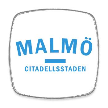 Colorful City Skyline in Malmö - Square fridge magnet - white - Front