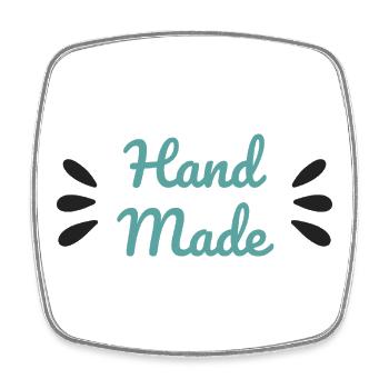 Chemise artisanale minimaliste style écriture fait main - Magnet carré - blanc - Devant