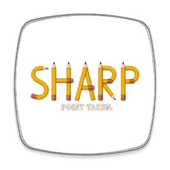 SHARP – Punkt verstanden | Spaßiges Bleistift-Wortspiel - Viereckiger Kühlschrankmagnet - Weiß - Vorne