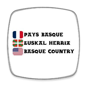 Pays Basque : drapeaux Français, Basque, Américain - Magnet carré - blanc - Devant