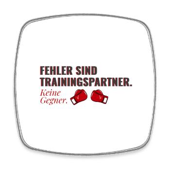 Fehler sind Trainingspartner – Mindset Shirt - Viereckiger Kühlschrankmagnet - Weiß - Vorne
