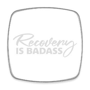 Recovery Is Badass Logo, citation de rétablissement motivant - Magnet carré - blanc - Devant