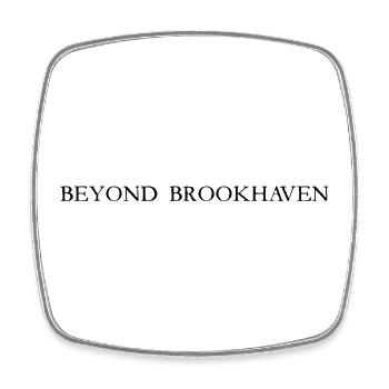 Beyond Brookhaven Lettering Black - Viereckiger Kühlschrankmagnet - Weiß - Vorne