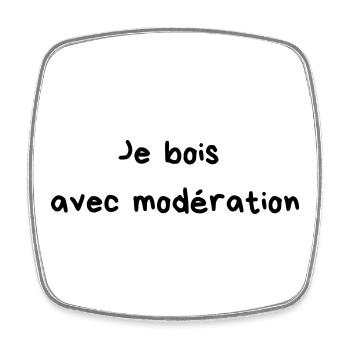 I drink in moderation - Square fridge magnet - white - Front