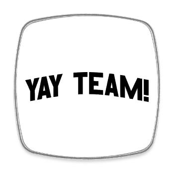 Hurra, Team! Hurra, Team der ahnungslosen Sportfan - Viereckiger Kühlschrankmagnet - Weiß - Vorne