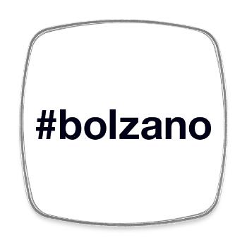 BOLZANO Hashtag - Viereckiger Kühlschrankmagnet - Weiß - Vorne