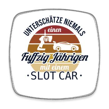 Fuffzig Jähriger mit Slot Car Slotcar Minicar 50. - Viereckiger Kühlschrankmagnet - Weiß - Vorne