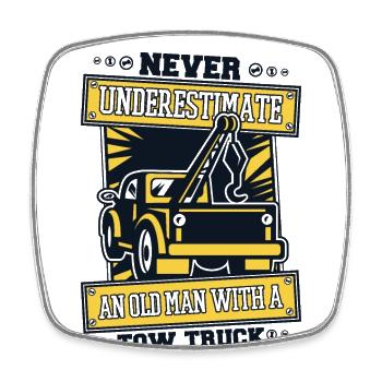 Never Underestimate An Old Man With Tow Truck - Viereckiger Kühlschrankmagnet - Weiß - Vorne