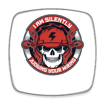Je suis en train de juger silencieusement votre ingénieur en électronique de câblage - Magnet carré - blanc - Devant