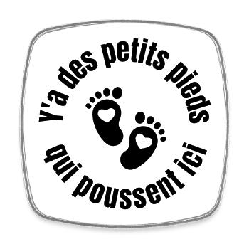 future maman, bébé, petits pieds qui poussent - Magnet carré - blanc - Devant