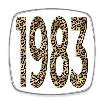 Zahl 1983 - Leopardenmuster - Geburtstag - Viereckiger Kühlschrankmagnet - Weiß - Vorne