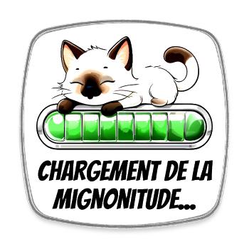 Niedlichkeit wird geladen - Entzückende Katze - Viereckiger Kühlschrankmagnet - Weiß - Vorne
