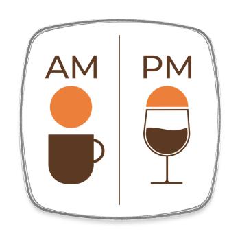 AM Coffee PM Wine – Kaffee & Wein Design - Viereckiger Kühlschrankmagnet - Weiß - Vorne