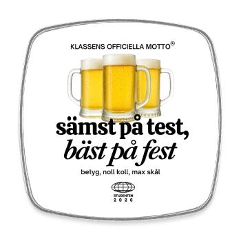 Klasse Shirts Schlechteste im Test Beste beim Partybier - Viereckiger Kühlschrankmagnet - Weiß - Vorne