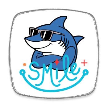 requin avec un sourire et des lunettes - Magnet carré - blanc - Devant