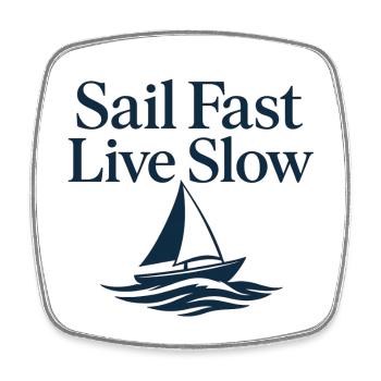Nautic Design Sail Fast Live Slow Segelboot - Viereckiger Kühlschrankmagnet - Weiß - Vorne