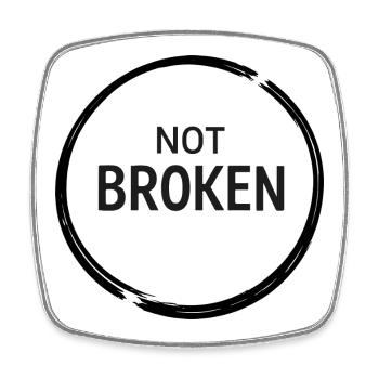 Not Broken Resilience Tee - Viereckiger Kühlschrankmagnet - Weiß - Vorne