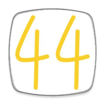 44 - Square fridge magnet - white - Front
