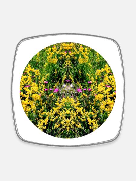 Naturwesen Blütenpracht in Hainberg - Square fridge magnet - white